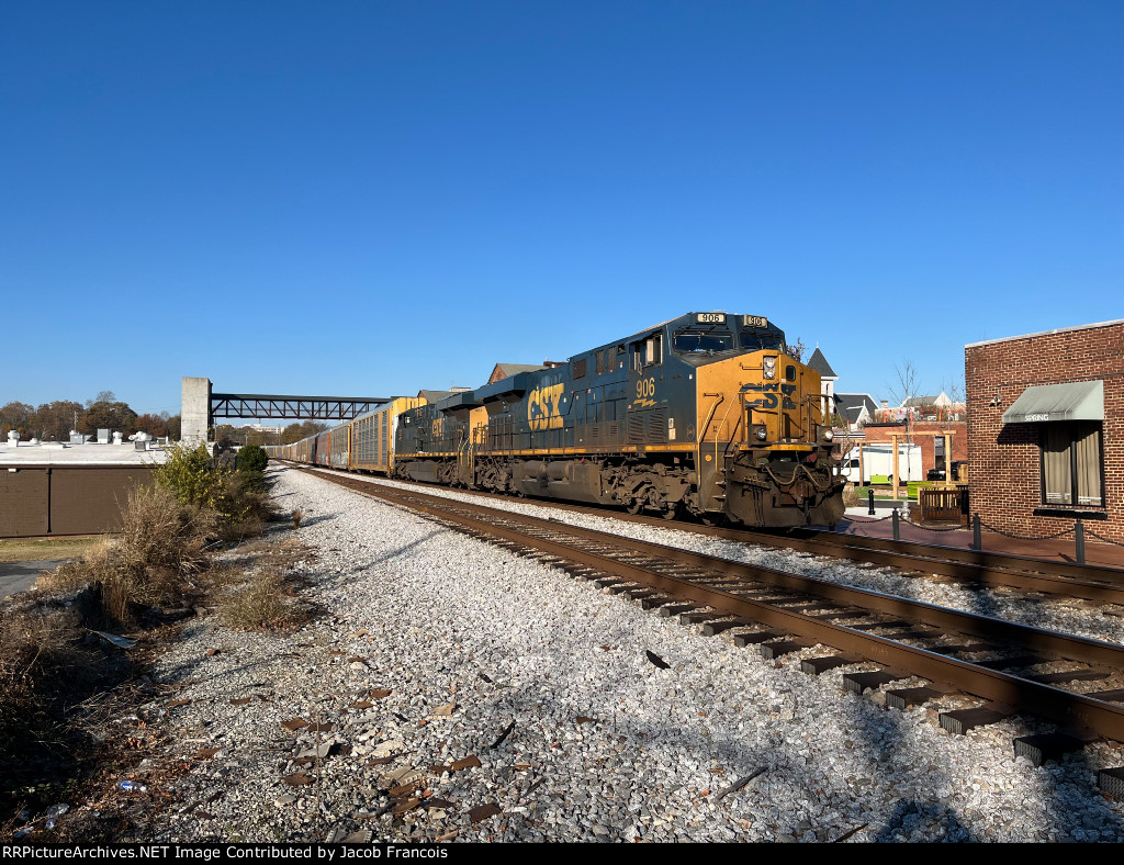 CSX 906